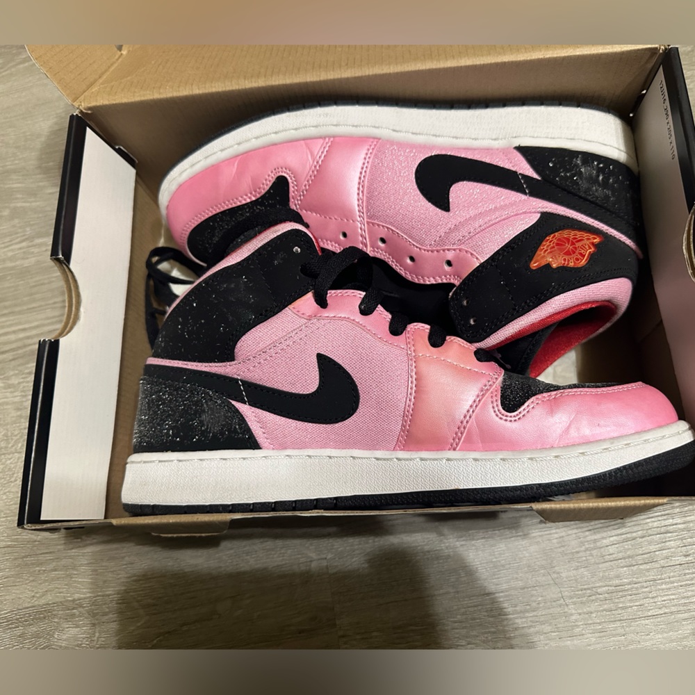 Pink Jordan girl size
